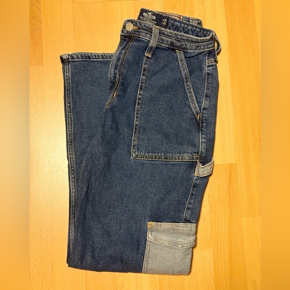 Hollister Ultra High-Rise Cargo Dad Jeans (Size 3 Short) - Picture 4 of 6